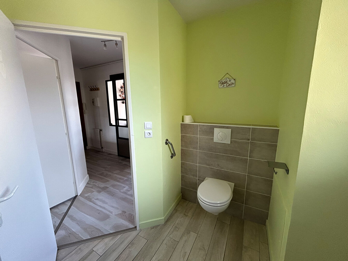 Charmant appartement lumineux – 1618